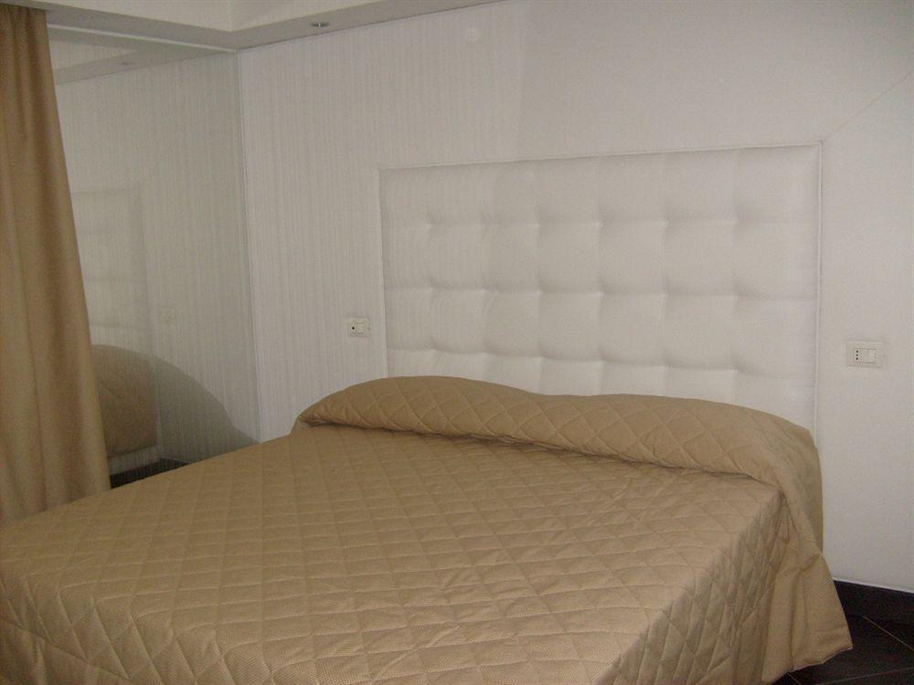 Hotel Briganti Qualiano Buitenkant foto